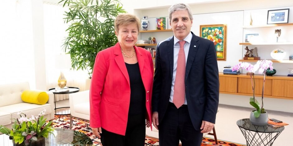 fmi-y-la-argentina-la-econom-a-no-puede-reducirse-a-un-ejercicio-de-obediencia-social